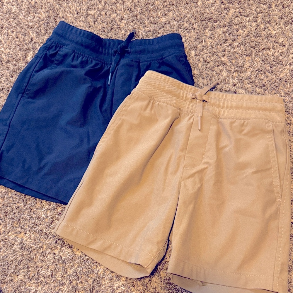 Lot of 2 BOYS S (6/7) Uniform Shorts